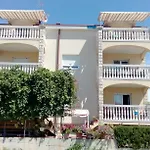 Apartment Martina Zablace